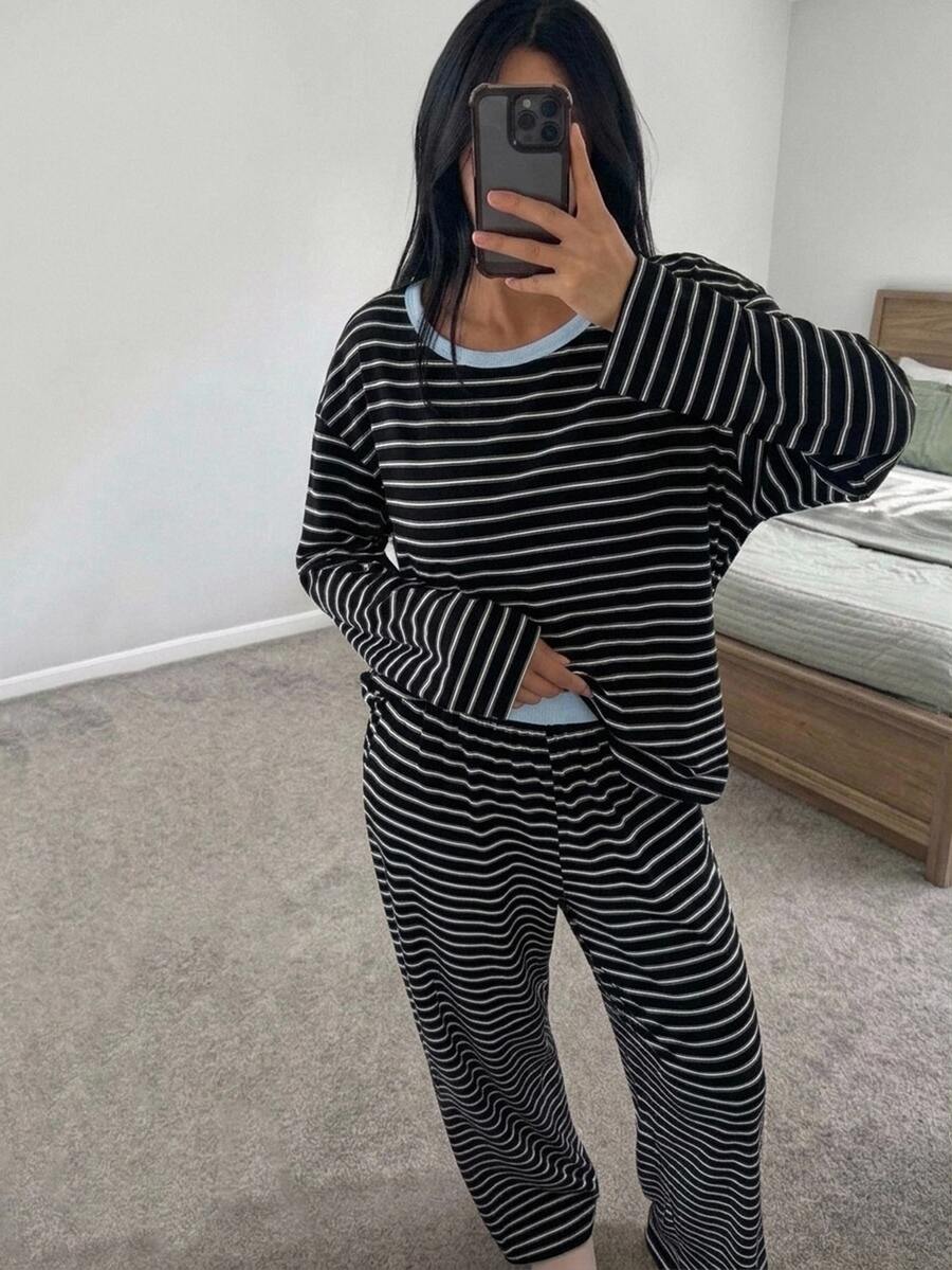 Livesso Autumn Winter Casual Brushed Striped Contrast Collar Loose Women's Pajama Set - Black - View 1