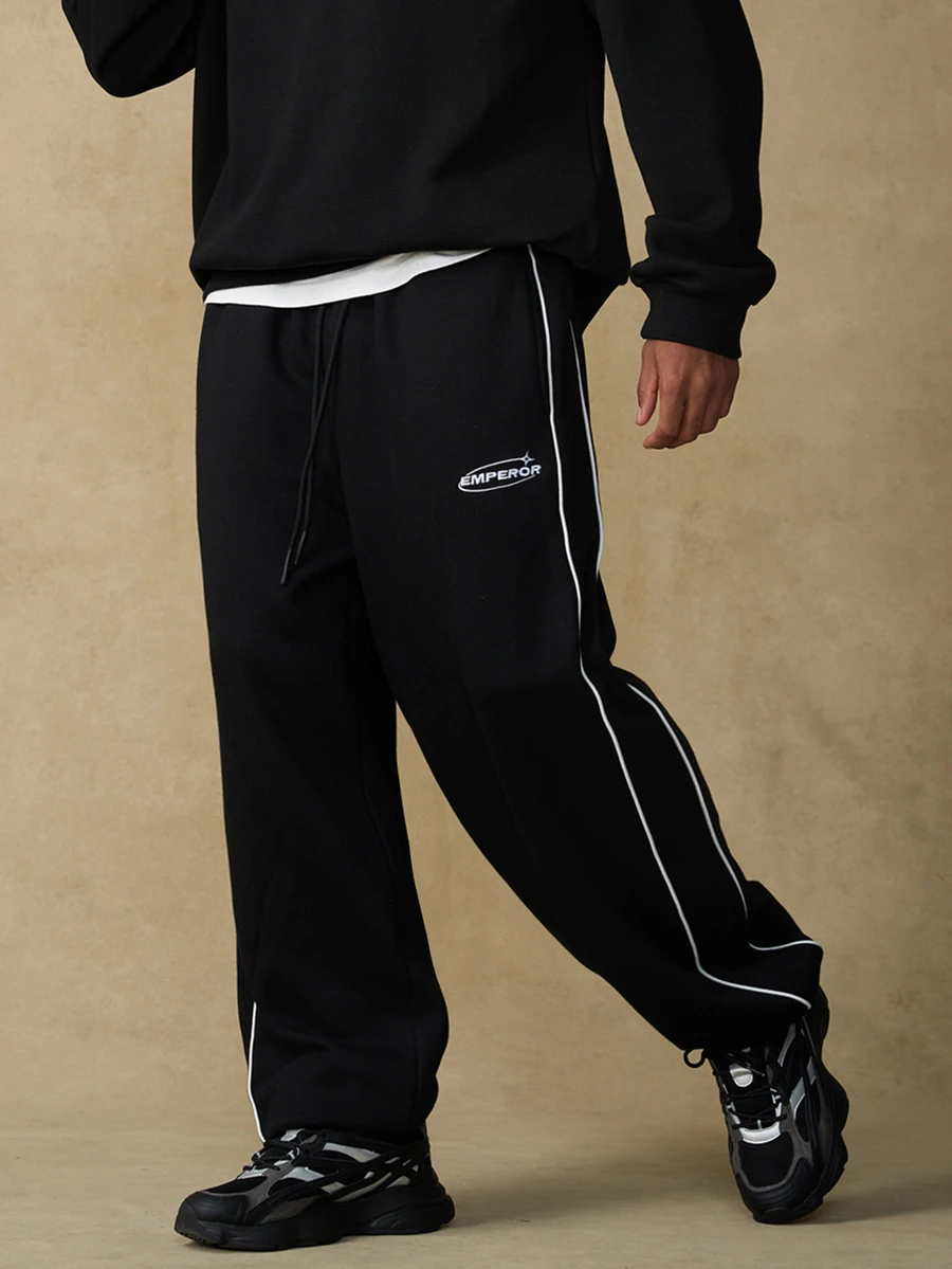 Emperor Men's Autumn/Winter Black Loose Fit Jogger Sweatpants - Black - View 1