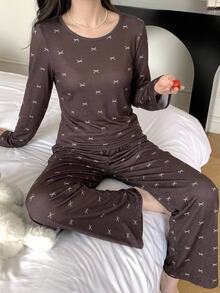 SHEIN 兒童青少年女孩棕色可愛蝴蝶結印花針織長袖睡衣上衣與長褲 2件組居家服套裝 柔軟舒適睡衣 秋冬款 - 巧克力棕 - 查看 3