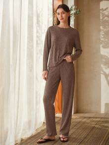 MOTF PREMIUM WOMEN'S MINIMALIST ROUND NECK LONG SLEEVE TOP AND PANTS LOUNGEWEAR SET - Coffee Brown - View 5