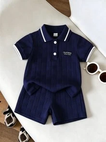 SHEIN 2件組幼兒男童波羅衫短褲套裝，學院風可愛深藍色華夫格紋條紋短袖波羅領，休閒度假夏季運動風精品拼接款 - 寶藍色 - 查看 8
