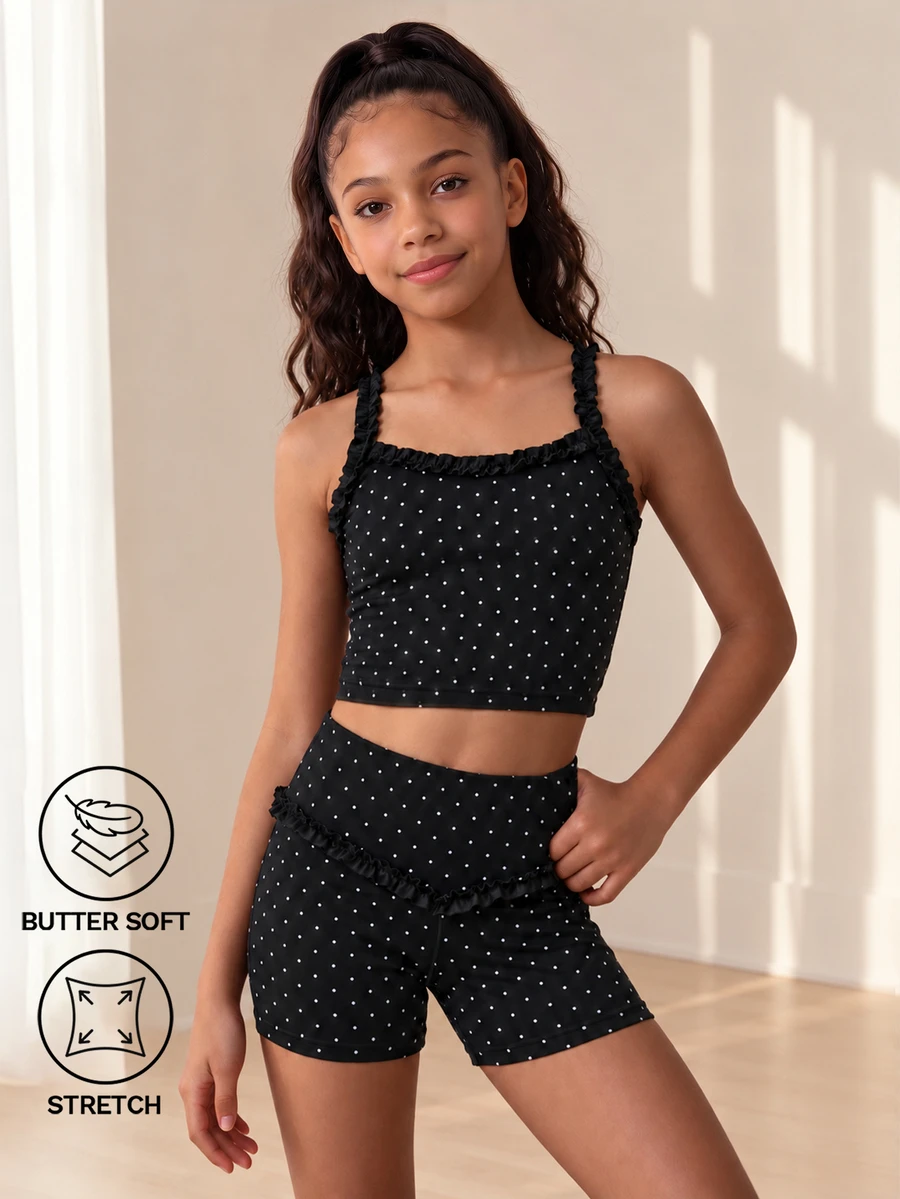 SHEIN 青少年女孩運動服裝 黑白波點針織套裝,可愛波點圖案搭配荷葉邊肩部與領口運動背心 + 短褲,裸感高彈力面料,校園運動休閒 Y2K 風格,秋冬四季通用,健身課穿搭 - 黑色 - 查看 1
