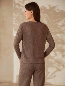 MOTF PREMIUM WOMEN'S MINIMALIST ROUND NECK LONG SLEEVE TOP AND PANTS LOUNGEWEAR SET - Coffee Brown - View 2