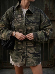 Livesso 女款秋季軍綠色翻領鈕扣口袋裝飾水洗寬鬆長袖短版牛仔夾克 - 軍綠色 - 查看 5