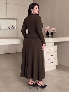 Modelyn Plus Size Vintage Double-Breasted Jacket And Long Skirt 2 Pieces Set - Coffee Brown - View 2