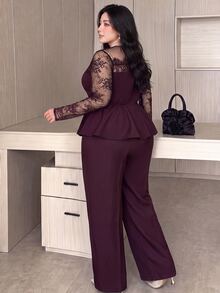Feyla طقم نسائي أنيق من قطعتين بمقاس كبير، ملابس علوية بأكمام طويلة مع دانتيل متباين وبنطال واسع الساق - عنابي اللون - مشاهدة 2