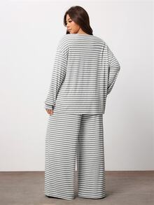 Enliva Plus Size Stripe Two Pieces Lounge Set With Elastic Waist Pants Compatible With Apple Body Round Body - Apricot - View 2