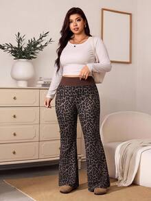 Enliva Plus Size Stretch PU Flare Pants Compatible With Apple Body Round Body - Black - View 3