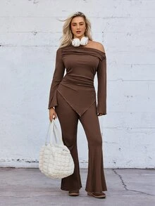 Voyena Plus Size Women's Brown Pinstripe Sportswear Set, Asymmetrical Shoulder Long Sleeve Top With Flare Pants 2 Pieces Set - Brown - View 1