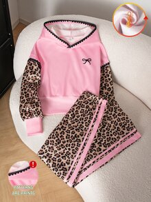 SHEIN 青少年女孩 2件組秋冬套裝 扇形邊飾刺繡粉色連帽上衣與豹紋寬腿運動長褲套裝 - 粉色 - 查看 1