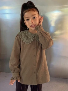 Dazy Kids ملابس خريفية للبنات المراهقات (بنات مراهقات) بلوزة حلوة بأكمام طويلة منفوخة مع وجه دمية من الدانتيل - بني - مشاهدة 2