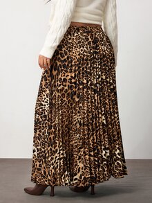 Enliva Plus-Size Women's Retro Brown Leopard Print Pleated Midi Skirt Apple,Rounded Body - Multicolor - View 2