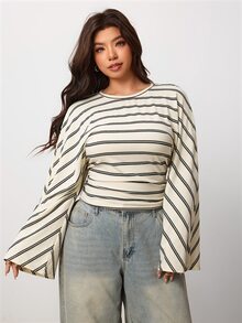 Enliva Plus Size Ribbed Fitted Crew Neck Top For Pear Body - Brown - View 4
