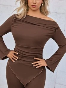 Voyena Plus Size Women's Brown Pinstripe Sportswear Set, Asymmetrical Shoulder Long Sleeve Top With Flare Pants 2 Pieces Set - Brown - View 4