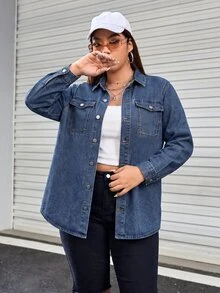 SHEIN EZwear 大尺碼翻蓋口袋鈕扣前襟牛仔襯衫 - 淺色水洗藍 - 查看 1