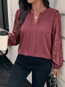 SHEIN Clasi 大尺碼女款缺口V領蕾絲拼接商務優雅襯衫 正式辦公穿搭 海軍藍 秋季 畢業季 適合母親 - 藕粉色 - 查看 7