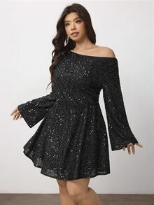 Enliva Plus-Size Sequined One-Shoulder Party Dress, Party Gown Apple,Rounded Body - Black - View 5