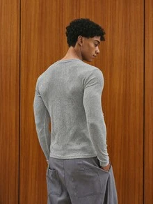 TOKVUE 男士純色極簡休閒長袖老錢風亨利領打底白色T恤，適合秋冬 - 灰色 - 查看 2