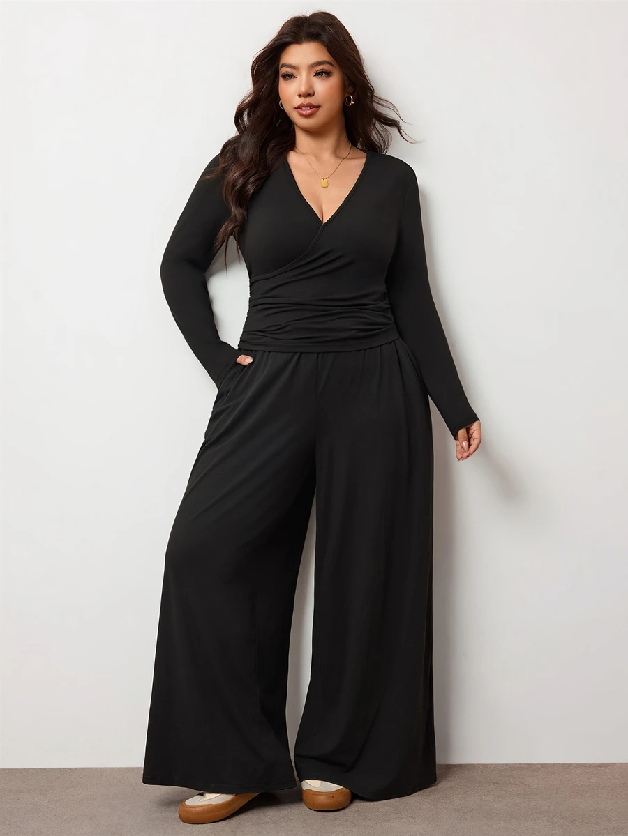 Enliva Plus-Size Women's Fitted Waist Stretch Knit Black Top Set, For Commuting Pear Body,Triangle Body - Black - View 1