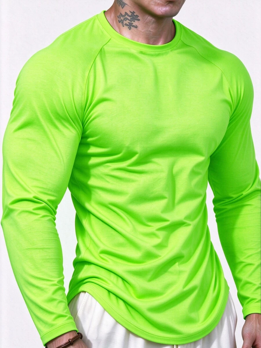 Gym Rark Men Sports Tees & Tanks - Green - View 1