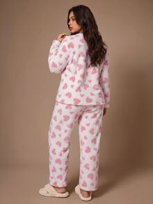 Lazeform Sweet Heart Print Coral Fleece Plus Size 2 Pieces Pajama Set - Pink - View 2