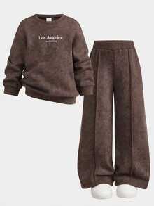 SHEIN Girls' Brown Knitted Sweatshirt And Fuzzy Pants Set, Snowflake Print Letter Design, Simple Casual Versatile Comfortable, Suitable For Indoor And Outdoor Wear, Suitable For All Seasons - Multicolor - View 3