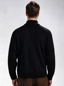 Manfinity CasualKnits 大尺碼男士純色素面長袖半拉鍊領寬鬆休閒都市風麻花編織針織衫，秋冬款 - 黑色 - 查看 2