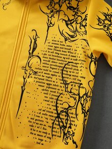 ROMWE MEN Goth 男士深色哥德風刺青圖案字母印花街頭風寬鬆毛領連帽衛衣 - 黃色 - 查看 4