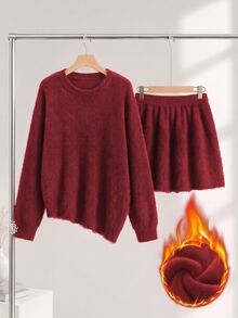 GlowEve CURVE Plus Size Warm Long Sleeve Sweater And Knitted Pleated Mini Skirt Set - Burgundy - View 1