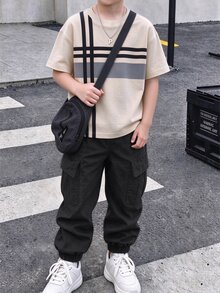 SHEIN 男童 2 件套套裝：條紋馬匹印花 T 恤與工裝長褲，黑棕對比色，圓領短袖 - 彩色 - 查看 1