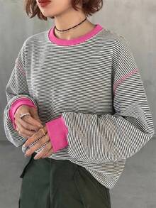 FRIFUL 女款條紋圓領落肩長袖休閒寬鬆版型T恤 - 黑與白 - 查看 4