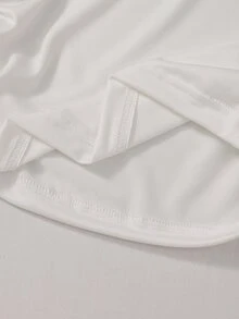 SHEIN 女童兩件式秋季套裝，印花蝴蝶結上衣搭配仿牛仔寬腿褲，融合休閒針織風格與復古氛圍 - 藍色 - 查看 4