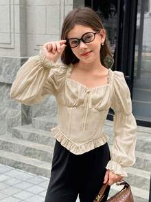 SHEIN Girlism 青少年女孩休閒百搭方領露肩百褶泡泡袖短版上衣，春夏新品 - 卡其色 - 查看 3