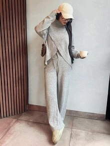 Solavon Women's Solid Color Stand Collar Long Sleeve Top And Pants Knit 2 Pieces Set - Grey - View 3