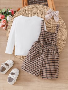 SHEIN Baby Girl Knit Solid Color Round Neck Casual T-Shirt & Woven Plaid Overall Shorts 2pcs Set - Multicolor - View 7