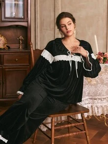 Côtesoire French Elegant Romantic Contrast Color Lace Patchwork Ruffle Velvet Plus Size Pajama Set - Black - View 3