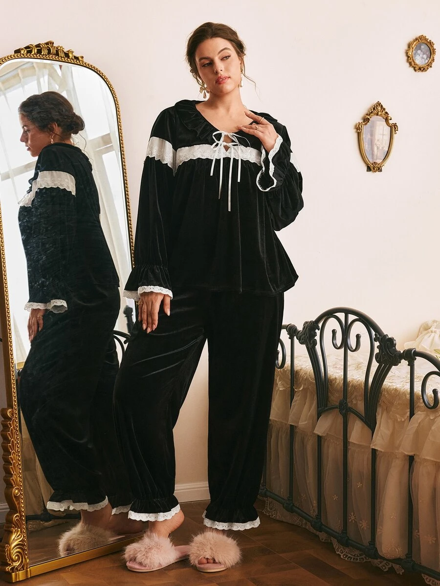 Côtesoire French Elegant Romantic Contrast Color Lace Patchwork Ruffle Velvet Plus Size Pajama Set - Black - View 1