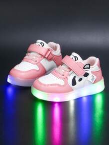 1 par de cómodas y versátiles zapatillas casuales con luces para niñas