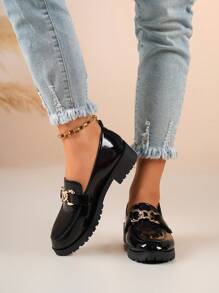 Women's Plus Size Black Metal Buckle Loafers (Run Small), Low Vamp Glossy Thick Sole Casual Minimalist French Elegant School/Commute Comfortable Waterproof Non-Slip Thick Bottom Flats, Suitable For Dresses, Street, Park, Party, Valentine's Day, Birthday Gift, Vacation