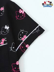 SANRIO 【居家绅士】女士两件套缎面翻领短袖纽扣口袋上衣和蝴蝶结短裤睡衣套装，春夏款，居家休闲服的理想之选 - 黑色 - 查看 6