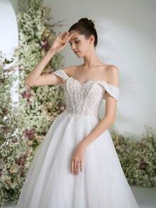 优雅奢华的露肩花卉蕾丝长裙，大码A字蓬蓬裙婚纱，适合花园婚礼、派对、度假、正式晚宴、新娘礼服、情人节等场合。 - 白色 - 查看 3