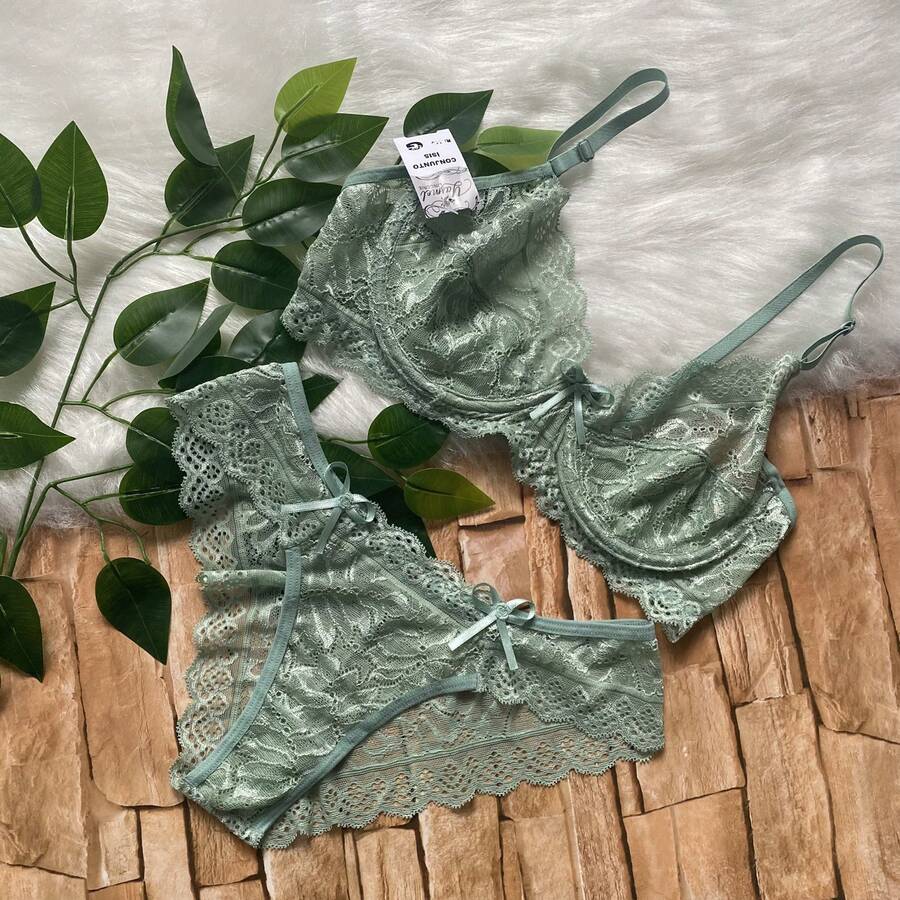 Isis Lace Lingerie Set Without Underwire - Mint Green - View 1