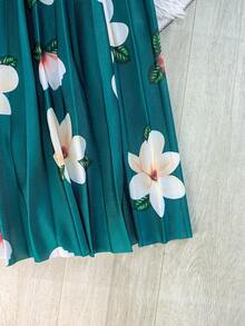 Long Pleated Evangelical Flower Skirt - Dark Green - View 3