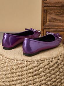 Damen Spitz zulaufende Slip-On Lässig Schuhe mit Schmetterling Anhänger, Lila, vielseitig für Alltag, Outdoor & Lässig, Frühling/Sommer/Herbst