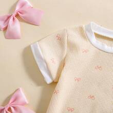 Baby Girl Short Sleeve Triangle Bodysuit, Lightweight Summer One-Piece Outfit For Newborn Infants - Apricot - View 5