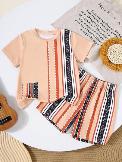 Conjunto casual de camiseta e shorts de manga curta estilo boêmio para meninos