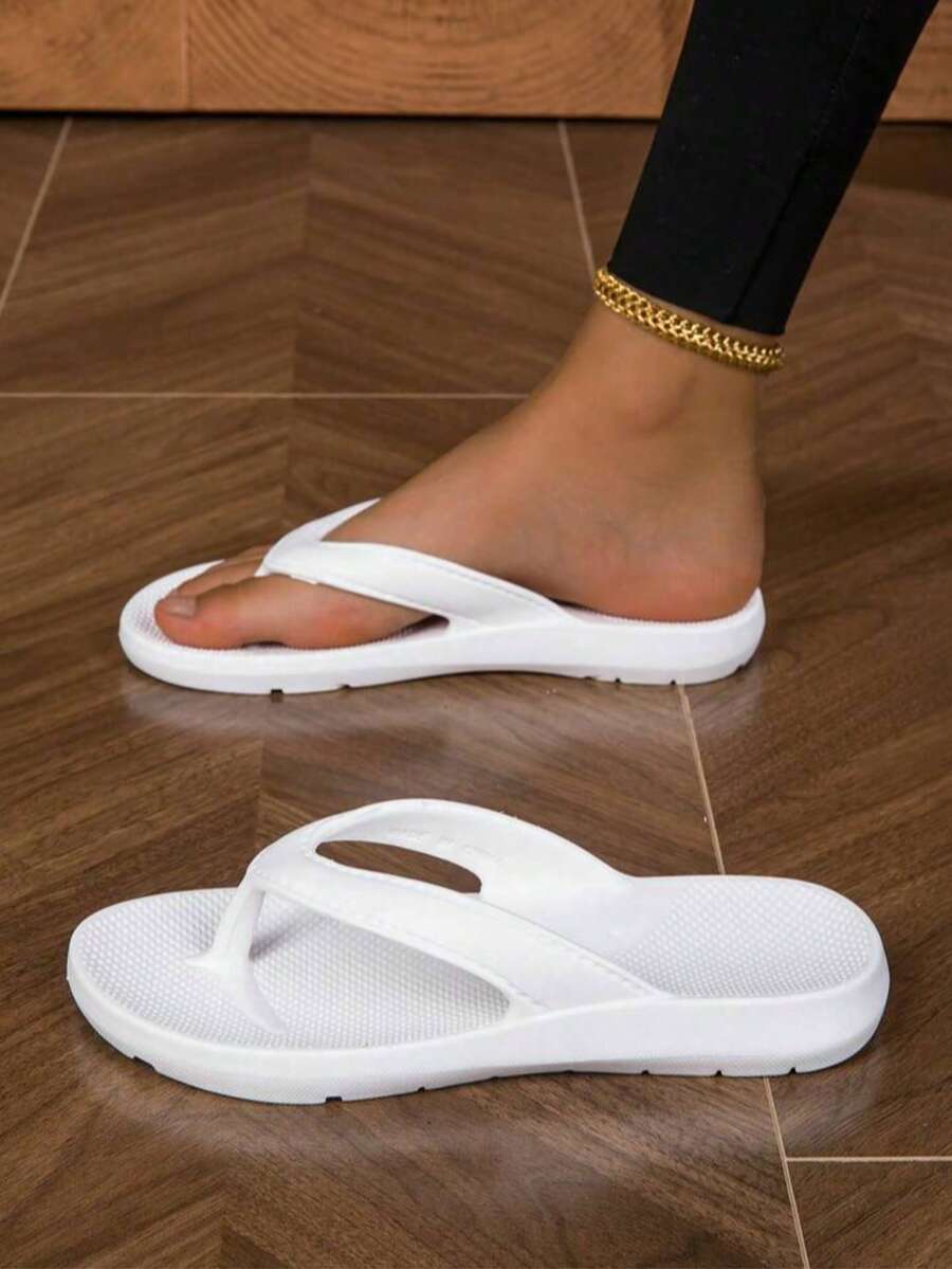 Unisex Summer Flip Flops, Non-Slip Fashionable Outdoor Beach Slippers With Soft Sole - White - View 1