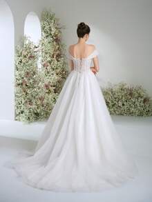 优雅奢华的露肩花卉蕾丝长裙，大码A字蓬蓬裙婚纱，适合花园婚礼、派对、度假、正式晚宴、新娘礼服、情人节等场合。 - 白色 - 查看 4