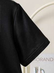 Set composto da maglietta con stampa unica e pantaloncini con stampa a lettere, adatto ai ragazzi, design alla moda e accattivante, tessuto comodo, perfetto per vacanze estive e stile casual