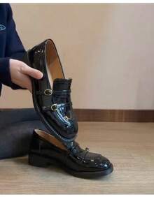 Women's Retro Carved Round Toe Loafers With British Style Belt Buckle, Small Leather Shoes, Genuine Leather Slipper